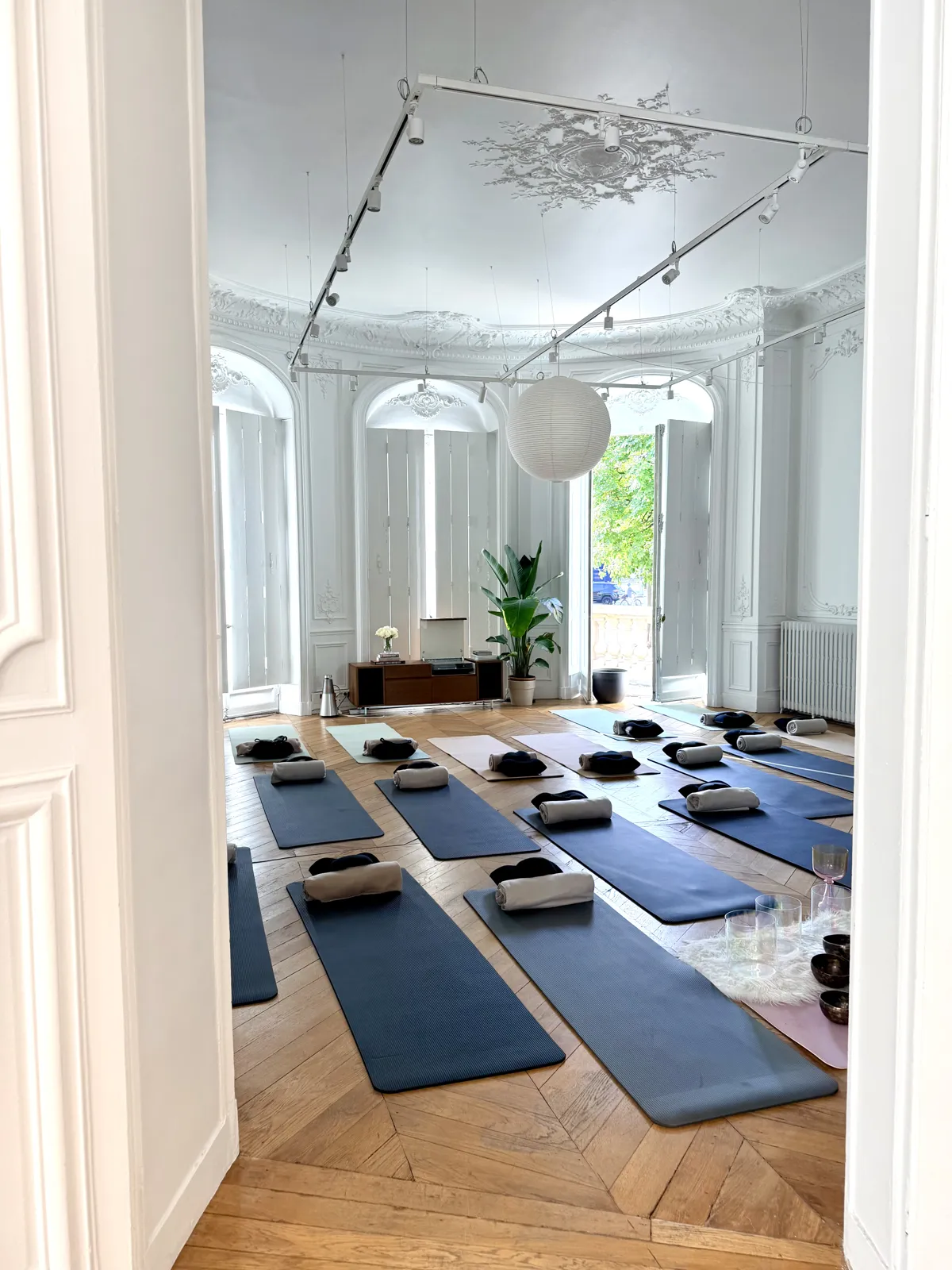 Résonance sound bath run for the Anine Bing teams (photo 1)